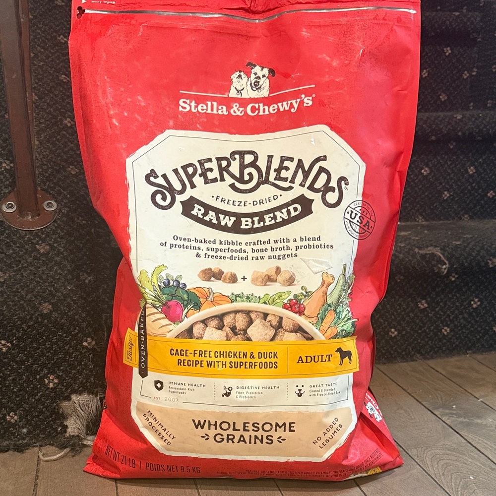 Stella & Chewy's SuperBlends Raw Blend Dog Food